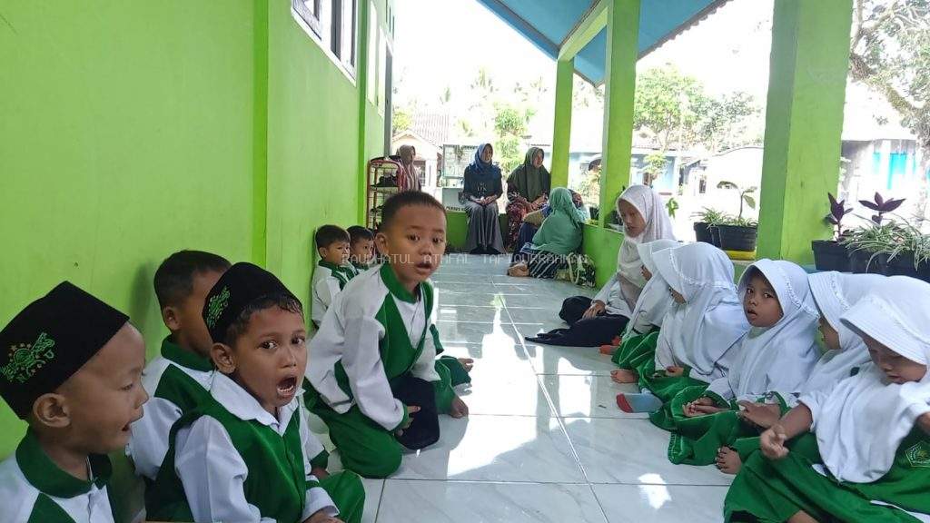 KEGIATAN MENGAJI SEBELUM 